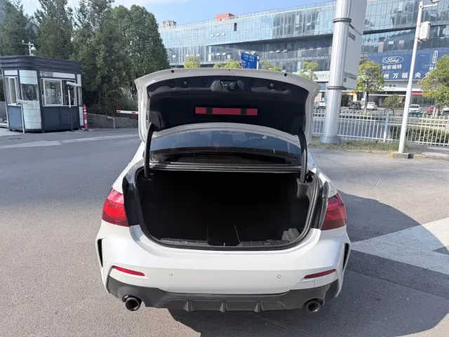 BMW 1 Series — Фото автомобиля 5