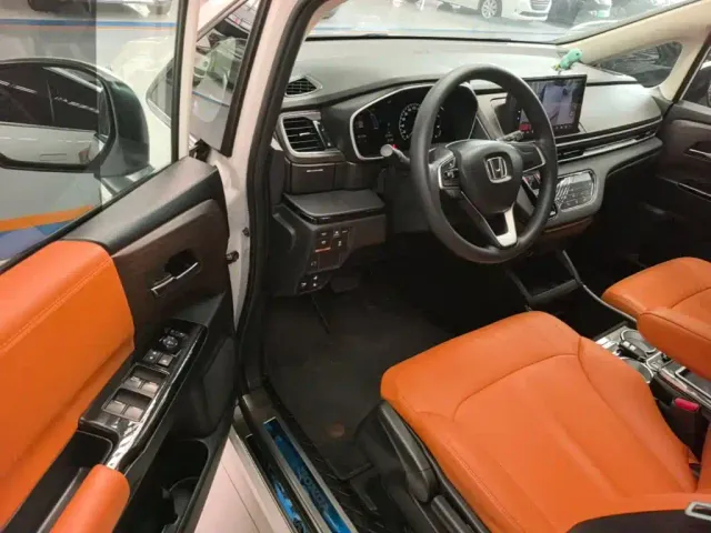 Honda Odyssey — Фото автомобиля 15