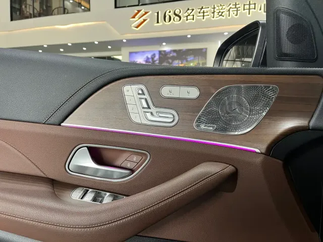 Mercedes-Benz GLE-Class — Фото автомобиля 8