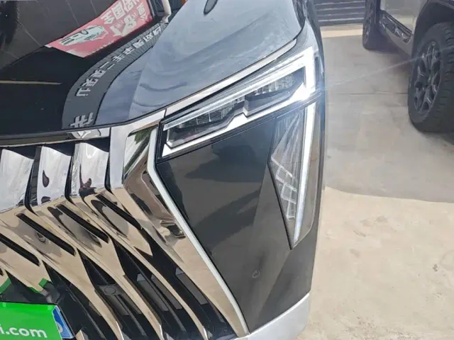 GAC Trumpchi M8 — Фото автомобиля 23