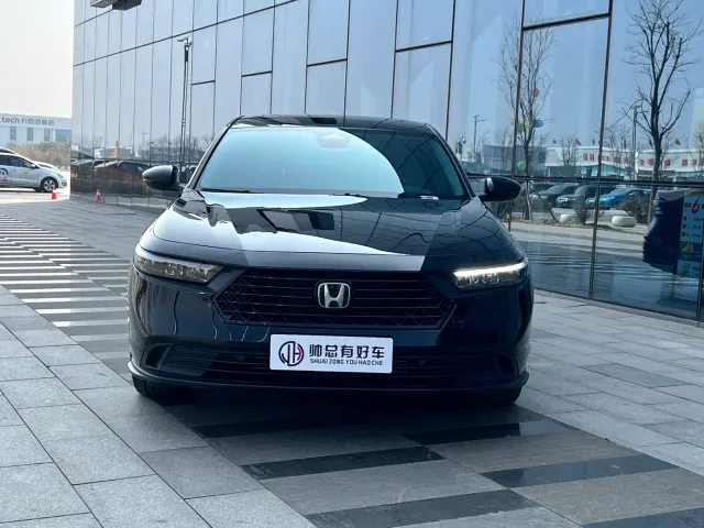 Honda Accord — Фото автомобиля 2
