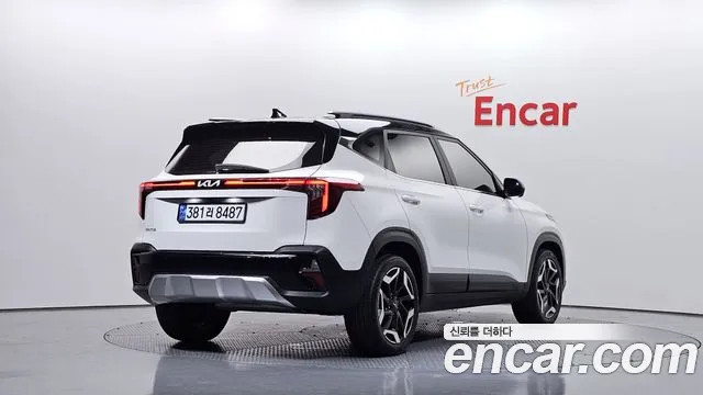 Kia Seltos Новый Seltos Бензин 1.6 турбо 2WD — Фото автомобиля 2