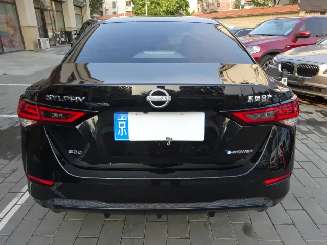 Nissan Sylphy — Фото автомобиля 15