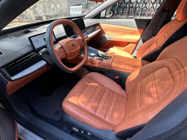 Dongfeng eπ 007 — Фото автомобиля 9