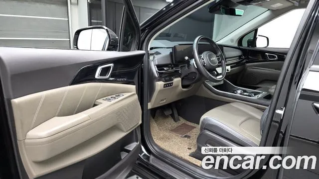 Kia Carnival 4th Gen — Фото автомобиля 15