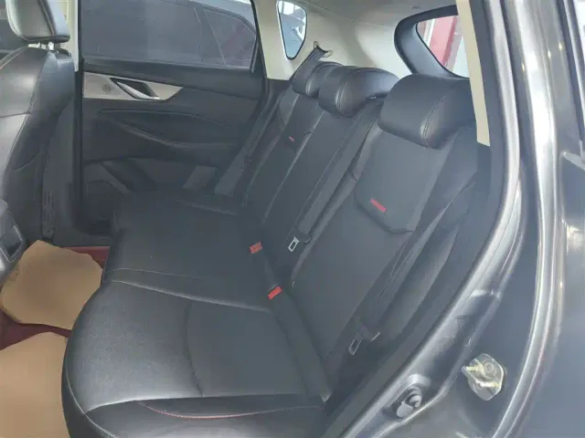 Changan CS35 Plus — Фото автомобиля 16