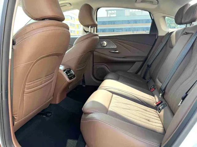 Chery Arrizo 8 — Фото автомобиля 5