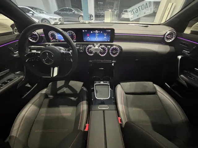Mercedes-Benz A-Class — Фото автомобиля 5