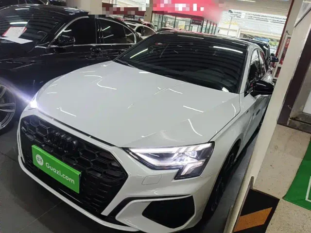 Фотография автомобиля — Audi A3