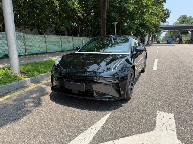 Фотография автомобиля — Zeekr 001