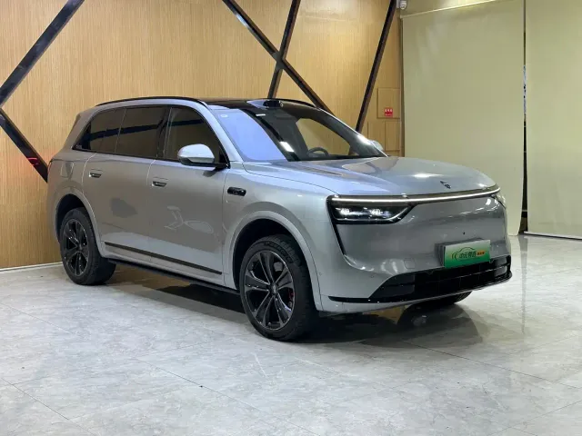 Aito M8 — Фото автомобиля 3
