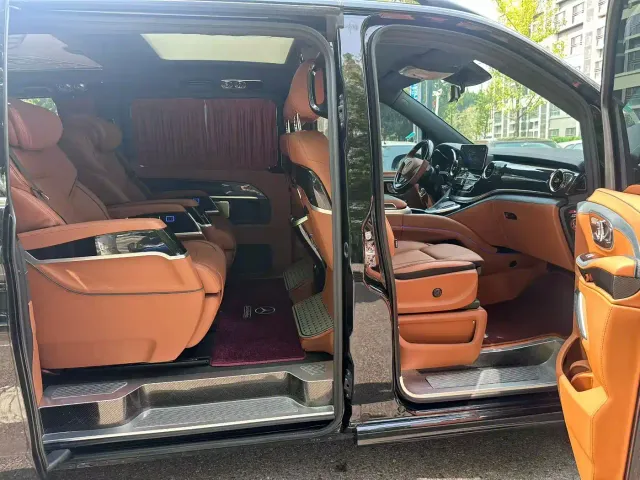 Mercedes-Benz V-Class — Фото автомобиля 8