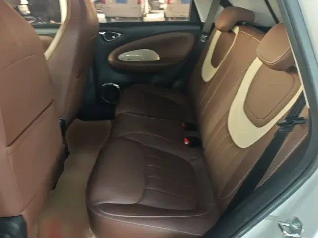 Wuling Bingo — Фото автомобиля 16