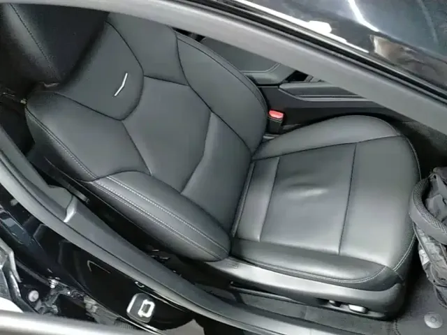 Cadillac CT5 — Фото автомобиля 24