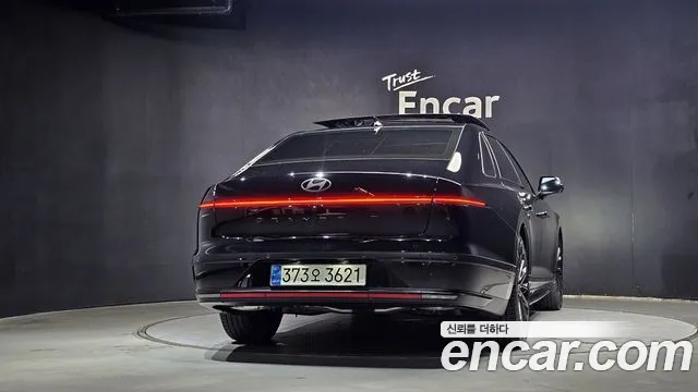 Фотография автомобиля — Hyundai Grandeur Grandeur (GN7) 2.5 Бензин 2WD