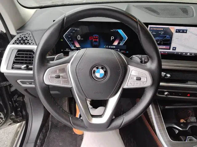 BMW X7 — Фото автомобиля 15