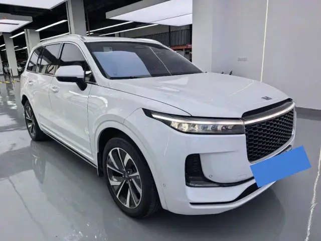 Li Auto ONE — Фото автомобиля 3