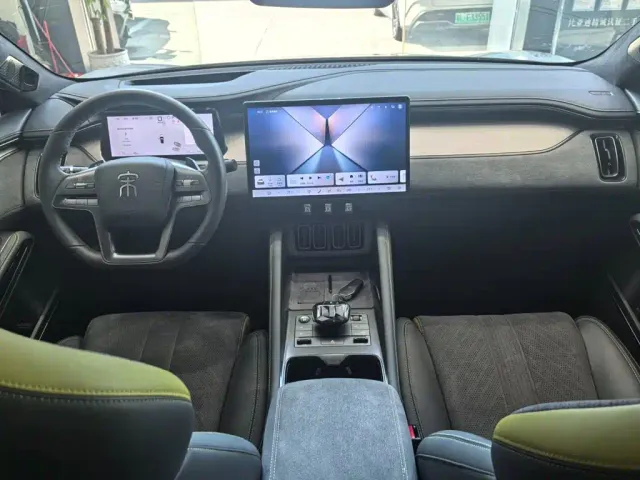 BYD Song L EV — Фото автомобиля 12