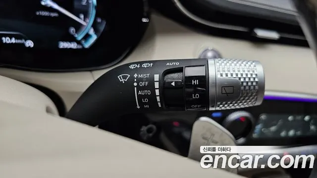 Genesis GV70 2.5T Бензин 2WD — Фото автомобиля 24