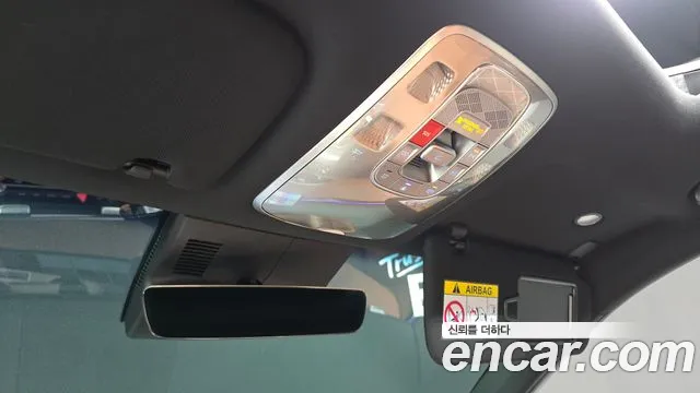 Genesis GV70 — Фото автомобиля 29