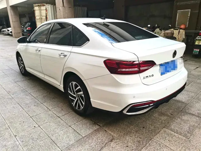 Volkswagen Lavida — Фото автомобиля 6
