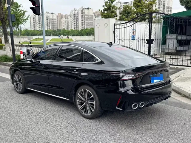 Chery Arrizo 8 — Фото автомобиля 7