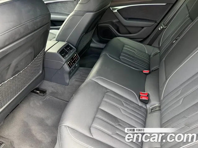 Audi A6 C8 — Фото автомобиля 17