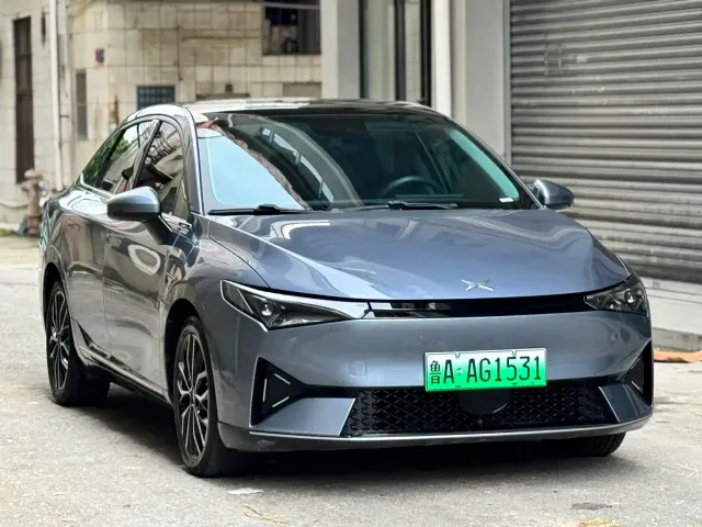 Xpeng P5 — Фото автомобиля 3