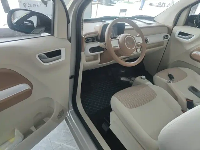 Wuling Hongguang Mini EV — Фото автомобиля 15