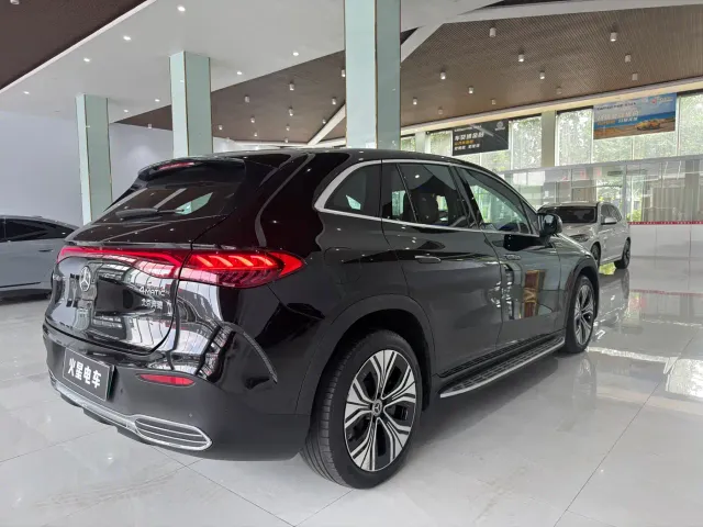 Mercedes-Benz EQE SUV — Фото автомобиля 20