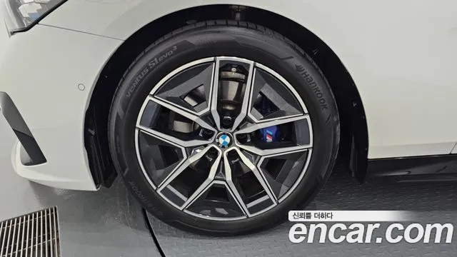 BMW 5-Series — Фото автомобиля 5
