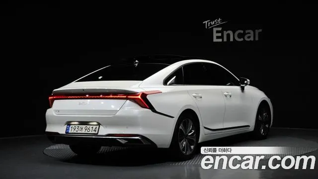 Kia K8 — Фото автомобиля 2
