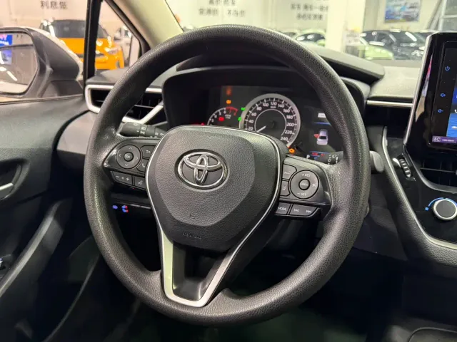 Toyota Corolla — Фото автомобиля 16