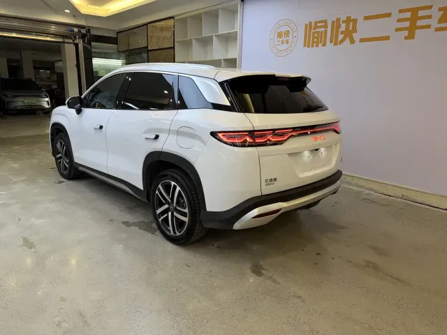 BYD Song L DM-i — Фото автомобиля 5
