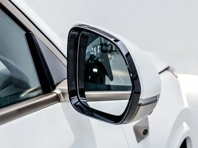 Li Auto Li Xiang L9 2025 Ultra Smart Renewal Edition — Фото автомобиля 30
