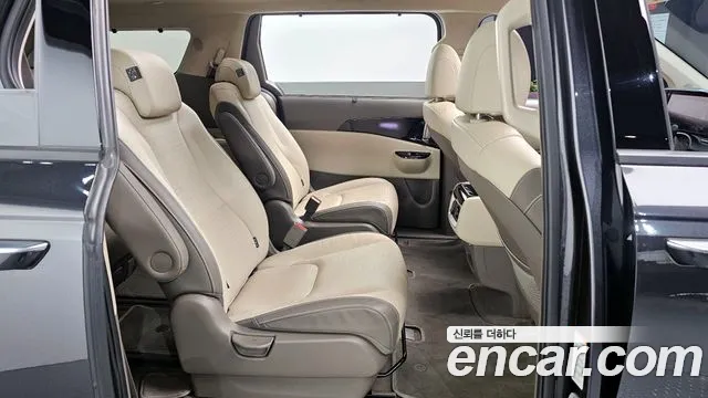 Kia Canival Carnival 4 поколение Бензин 9 мест Signature — Фото автомобиля 13