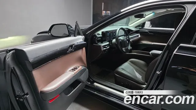 Hyundai Grandeur GN7 — Фото автомобиля 10