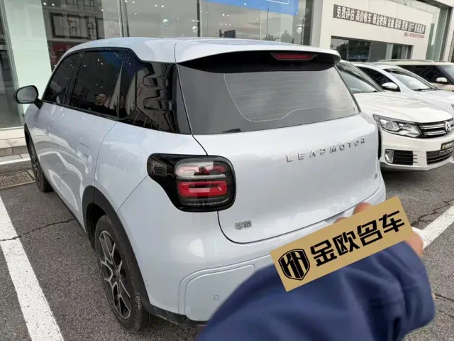 Leapmotor A10 — Фото автомобиля 2