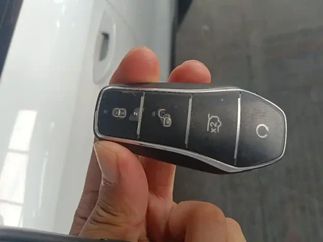 BYD Song Pro — Фото автомобиля 8