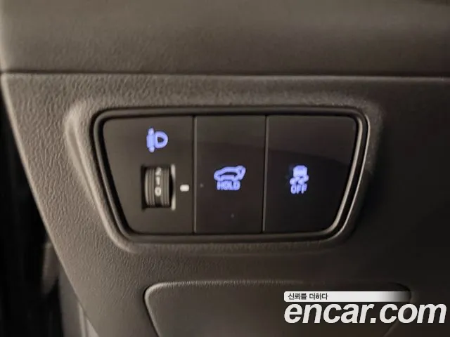 Hyundai Tucson Tucson (NX4) Дизель 2.0 2WD — Фото автомобиля 11