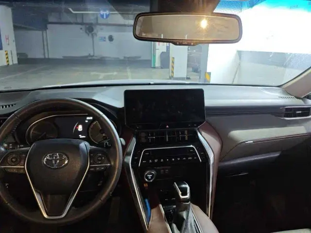 Toyota Harrier — Фото автомобиля 5