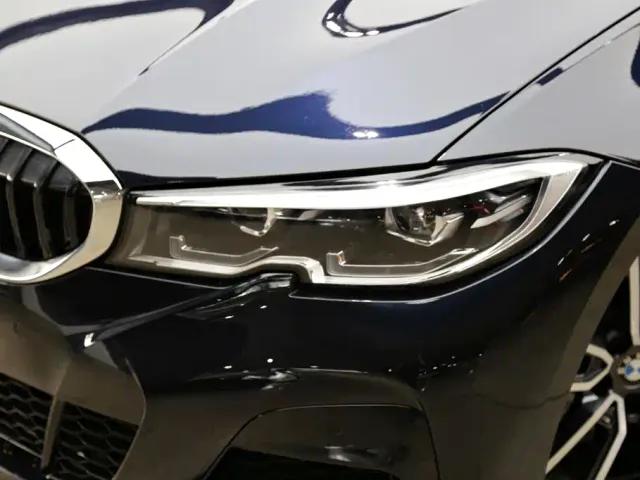BMW 3 Series — Фото автомобиля 24