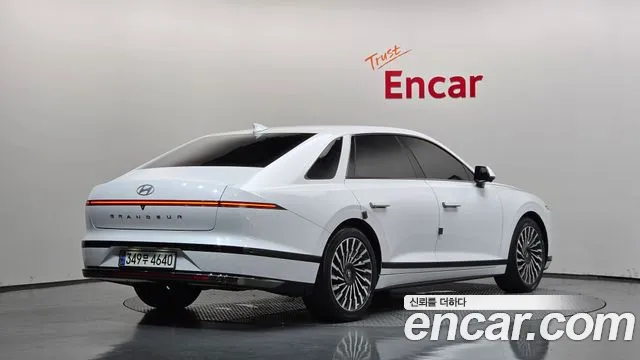 Hyundai Grandeur GN7 — Фото автомобиля 2