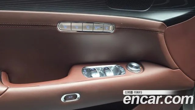 Genesis G90 Бензин 3.5 турбо AWD — Фото автомобиля 29