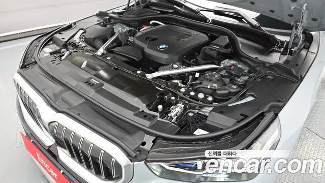 BMW 5-Series 5 серия (G60) 523d M Sport — Фото автомобиля 6