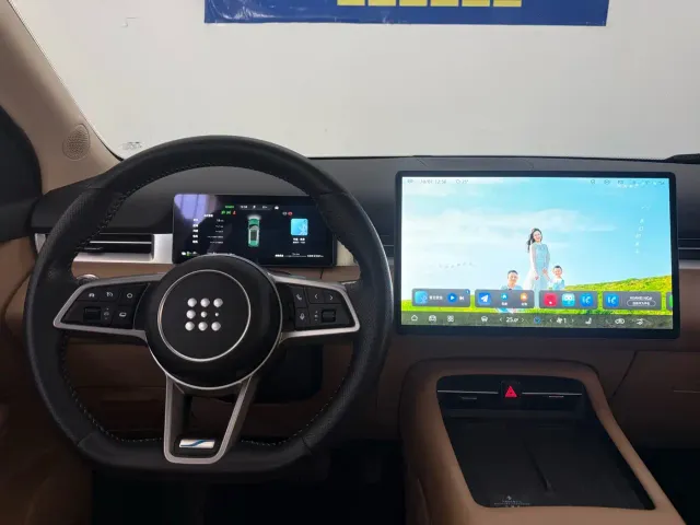 Landian E5 PLUS — Фото автомобиля 12