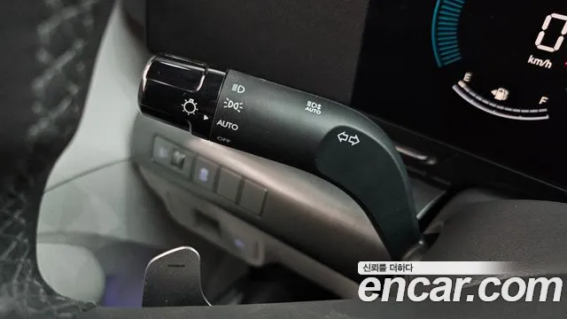Hyundai Kona SX2 — Фото автомобиля 28