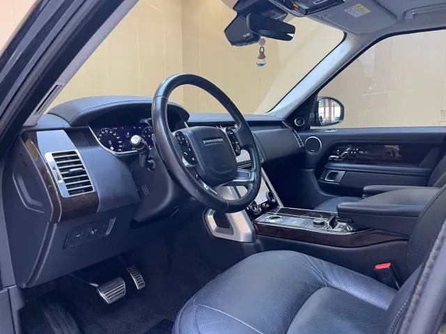 Land Rover Range Rover — Фото автомобиля 10