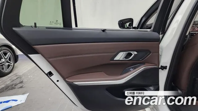 BMW 3-Series 3 серия (G20) 320d Touring Luxury — Фото автомобиля 24