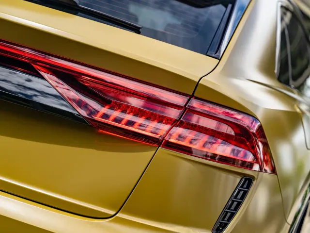 Audi RS Q8 — Фото автомобиля 8